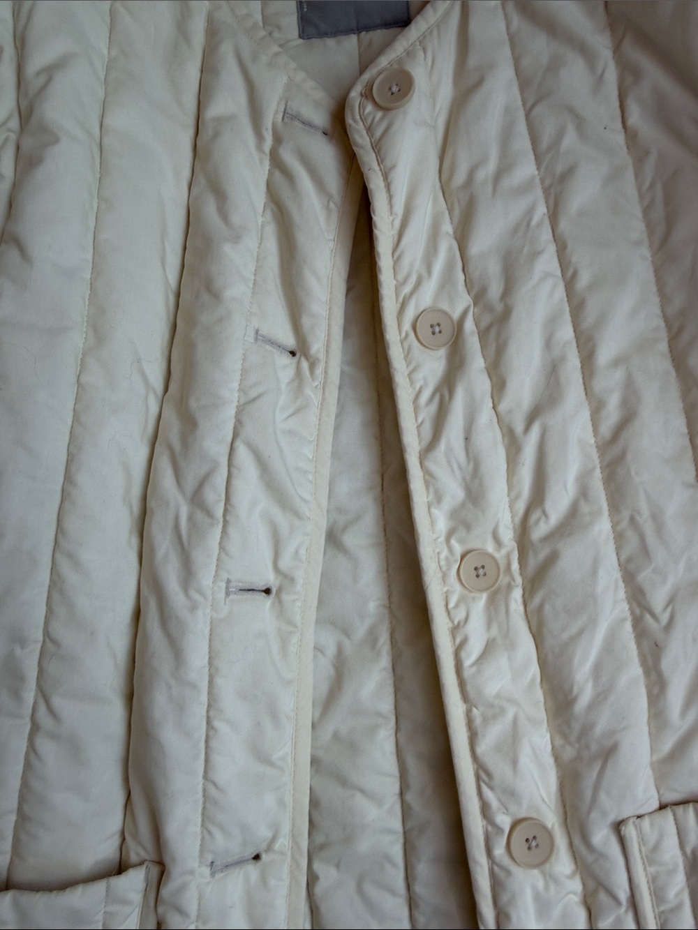 Everlane Quilted Cream Women's Coat - Classic Lightweight Jacket Size S - Picture 3 of 9